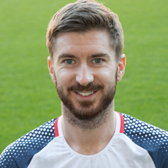 https://img.knetbearing.com/img/football/player/9df1c6c366b9e36baefd5c556a537818.png